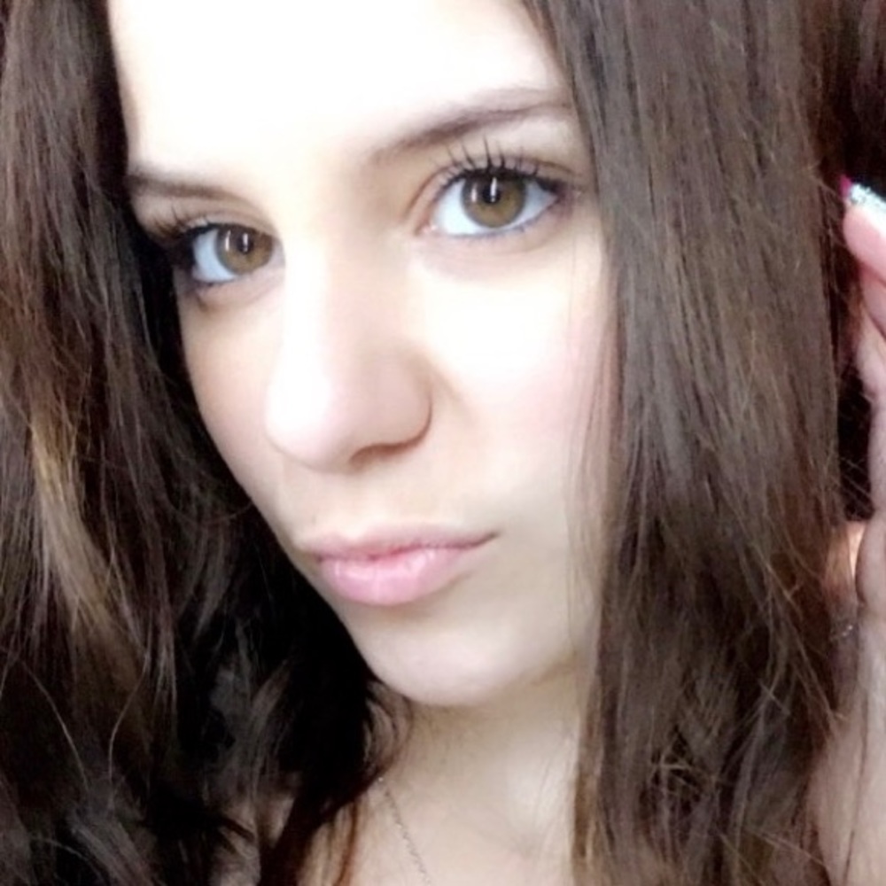 Meet your Posher, Lexi